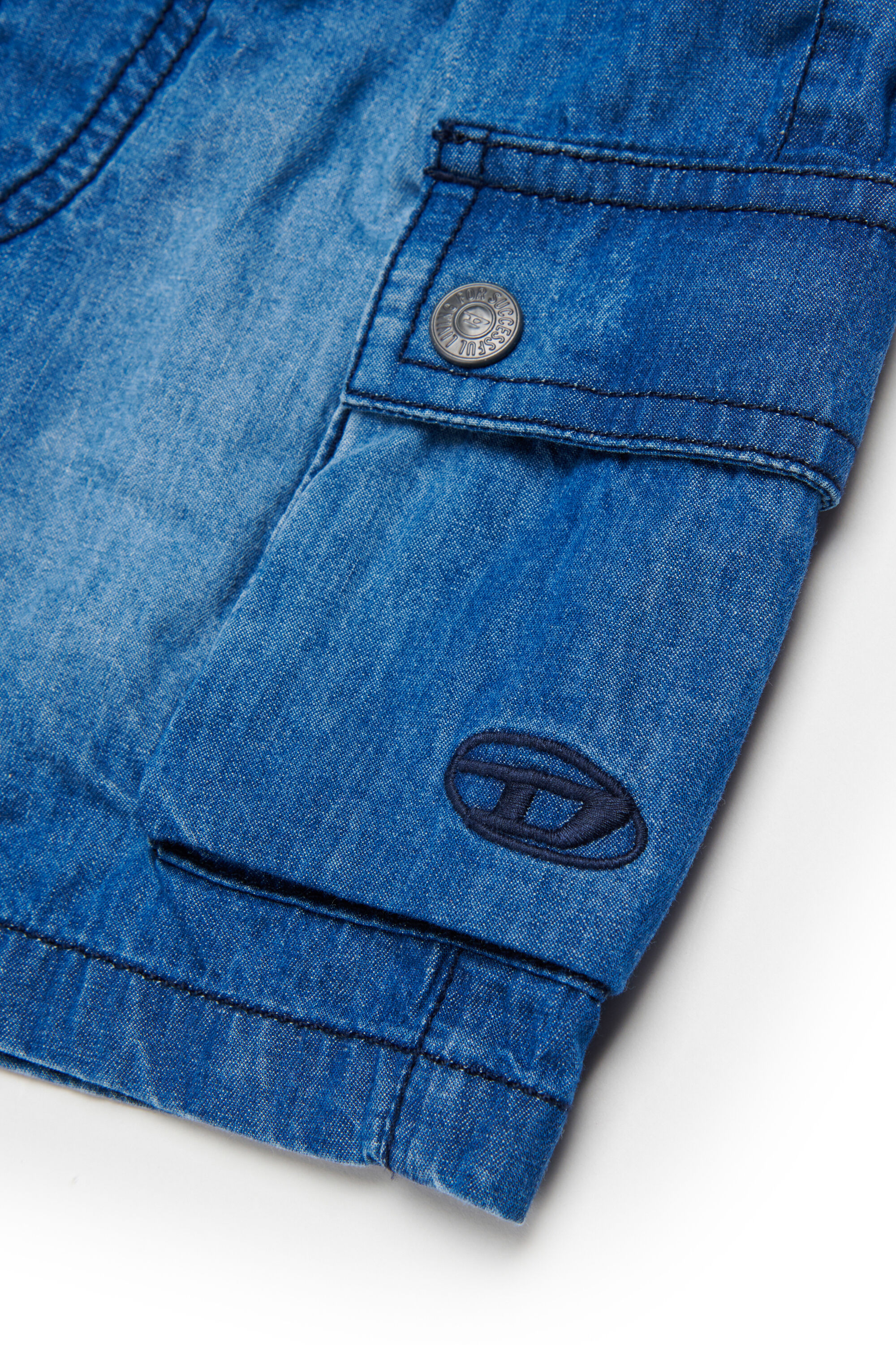 Diesel - PILYDSHORTB, Man's Denim shorts with cargo pockets in Medium blue - 4