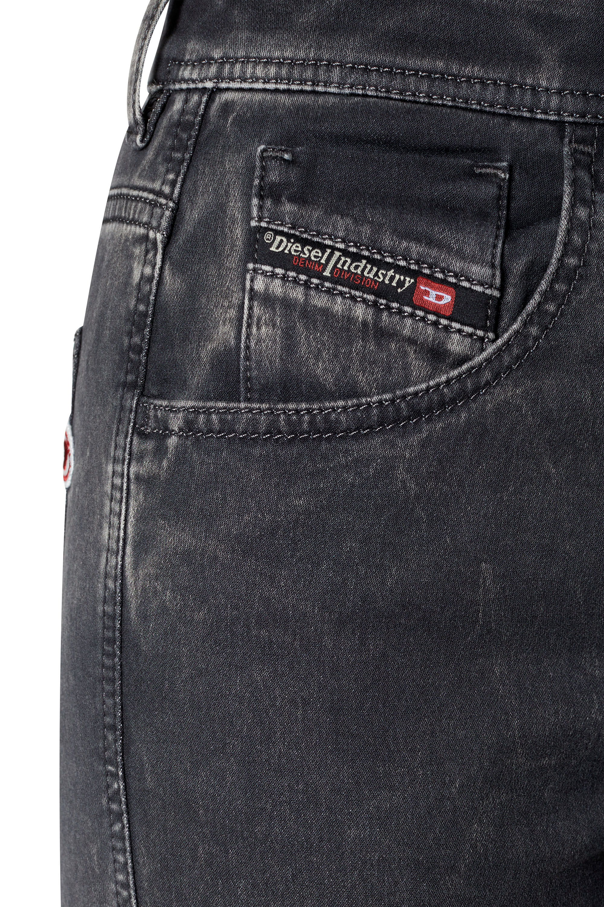 Diesel - Super skinny Slandy Joggjeans® 069ZM, Black/Dark grey - Image 6