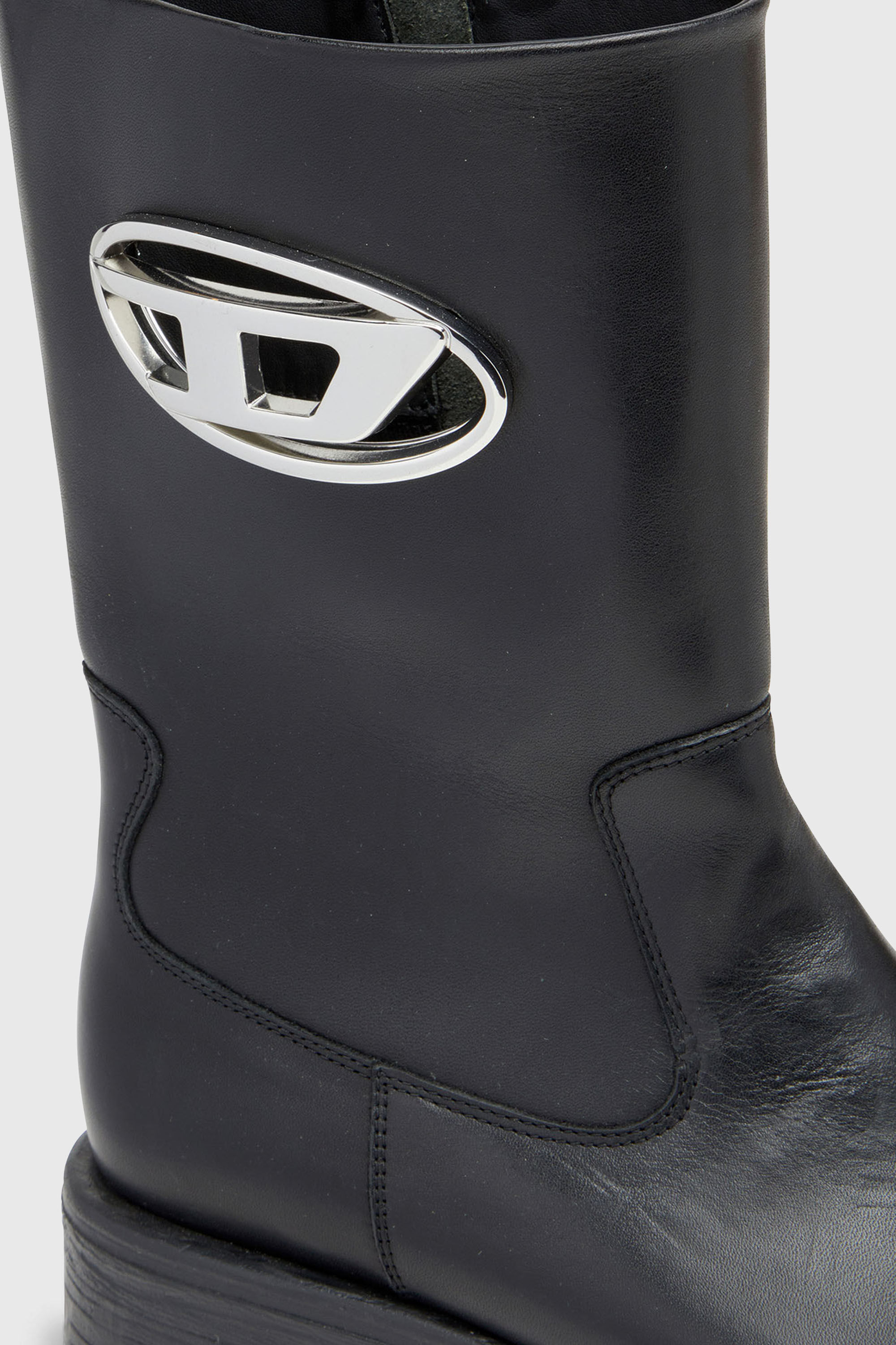 Diesel - D-HAMMER BKR D W, Woman's D-Hammer-Cut-out leather boots with logo hardware in Black - 6