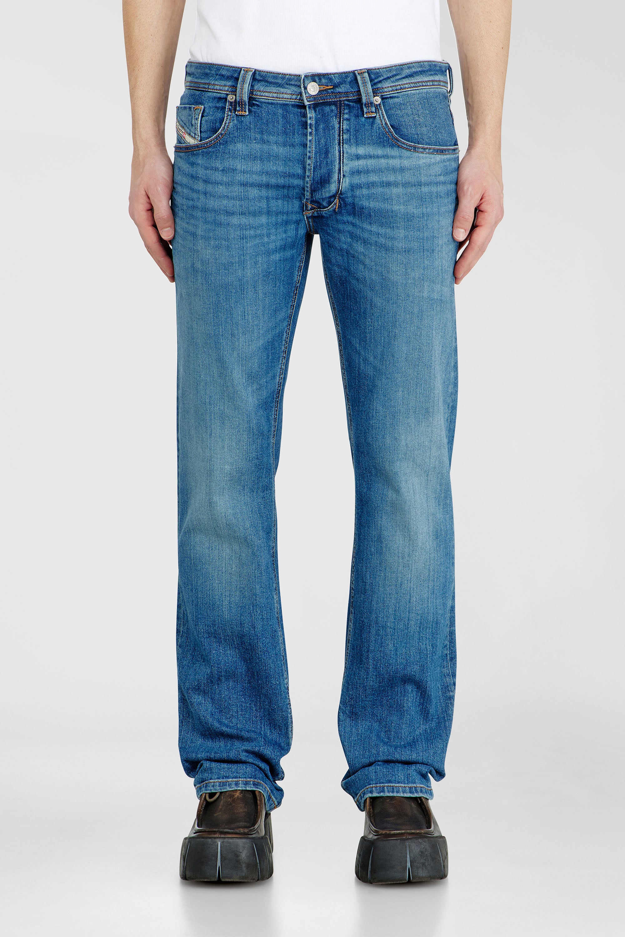 Diesel - Man's Regular Jeans 1985 Larkee 0KIAL, Light Blue - 4