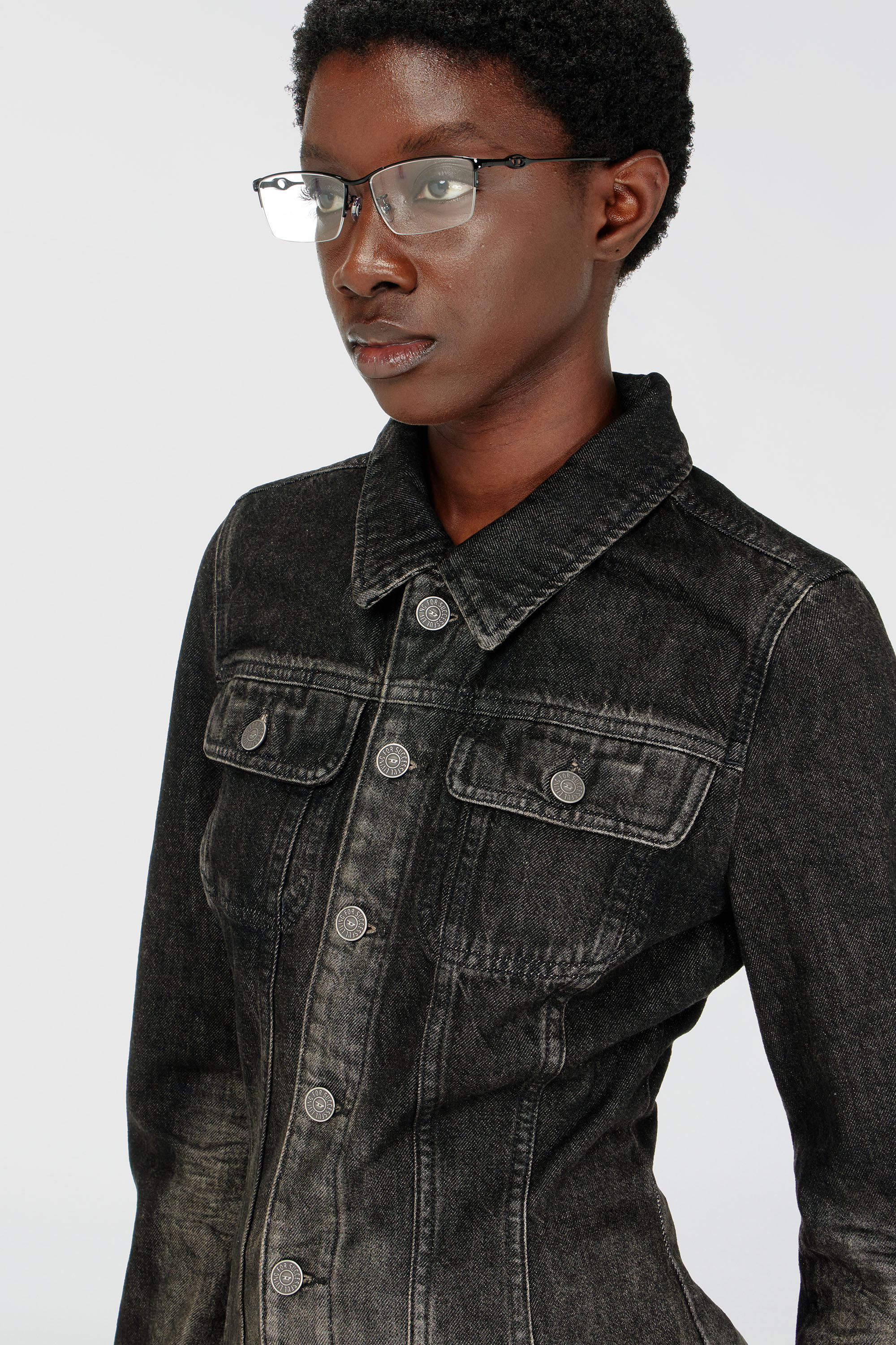 Diesel - DE-KATERIN-FSJ, Woman's Fitted trucker jacket in dirty-effect denim in Black/Dark grey - 5
