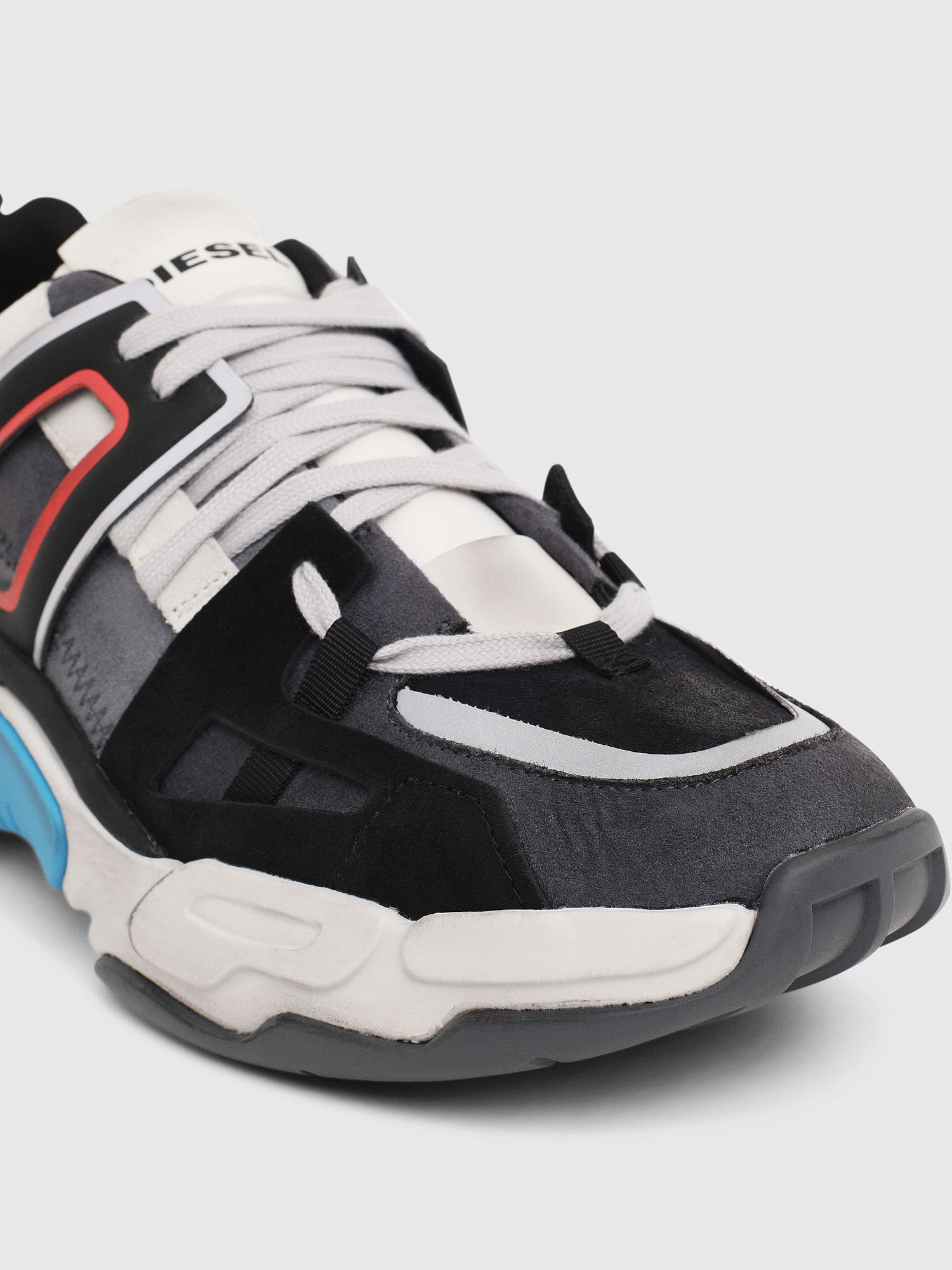 s kipper low trek