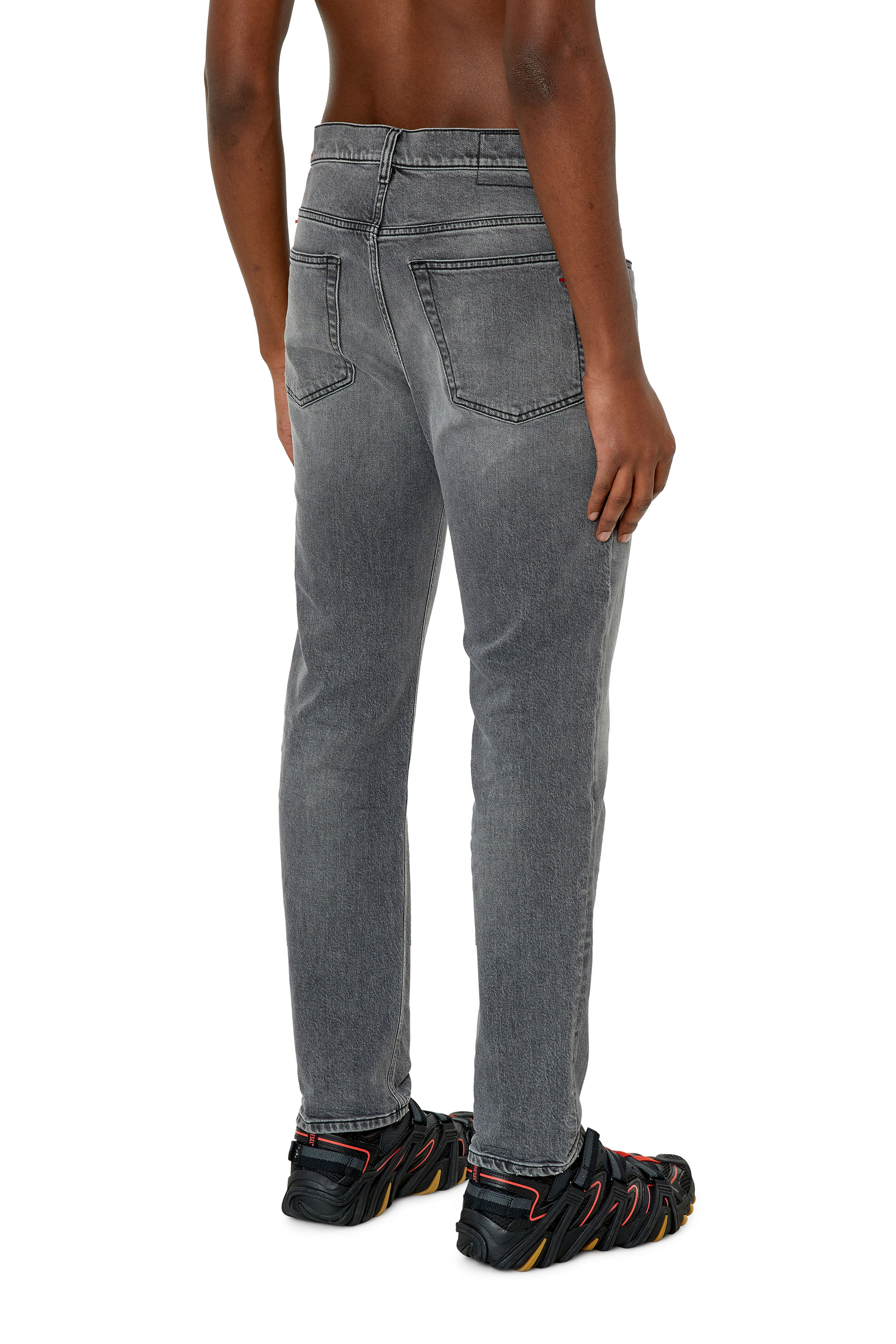 Diesel - Tapered Jeans 2005 D-Fining 09E87, Black/Dark grey - Image 2