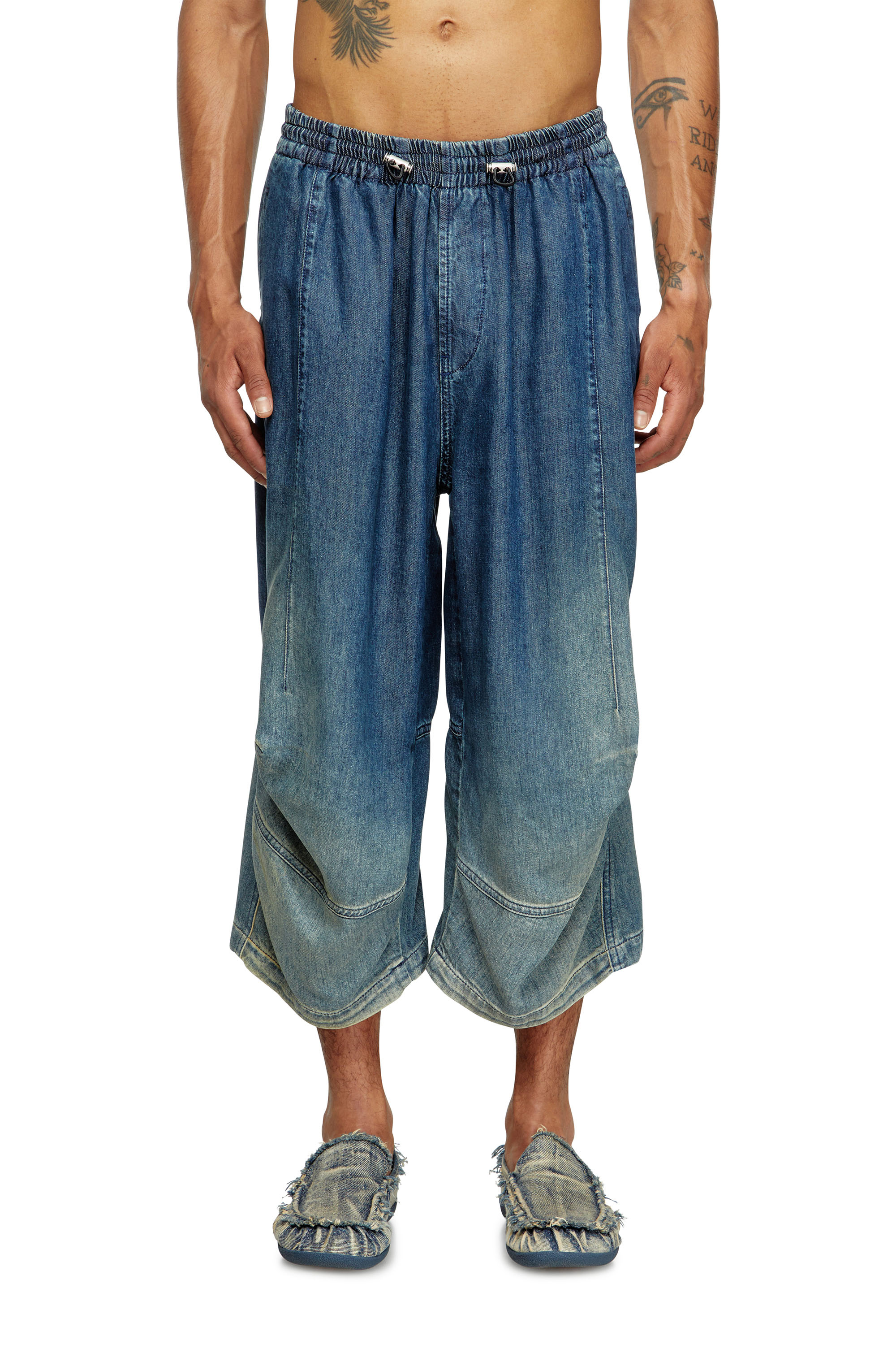 Diesel - D-PARI-SHORT-S, Unisex's Ergonomic shorts in shaded denim in Medium blue - 1