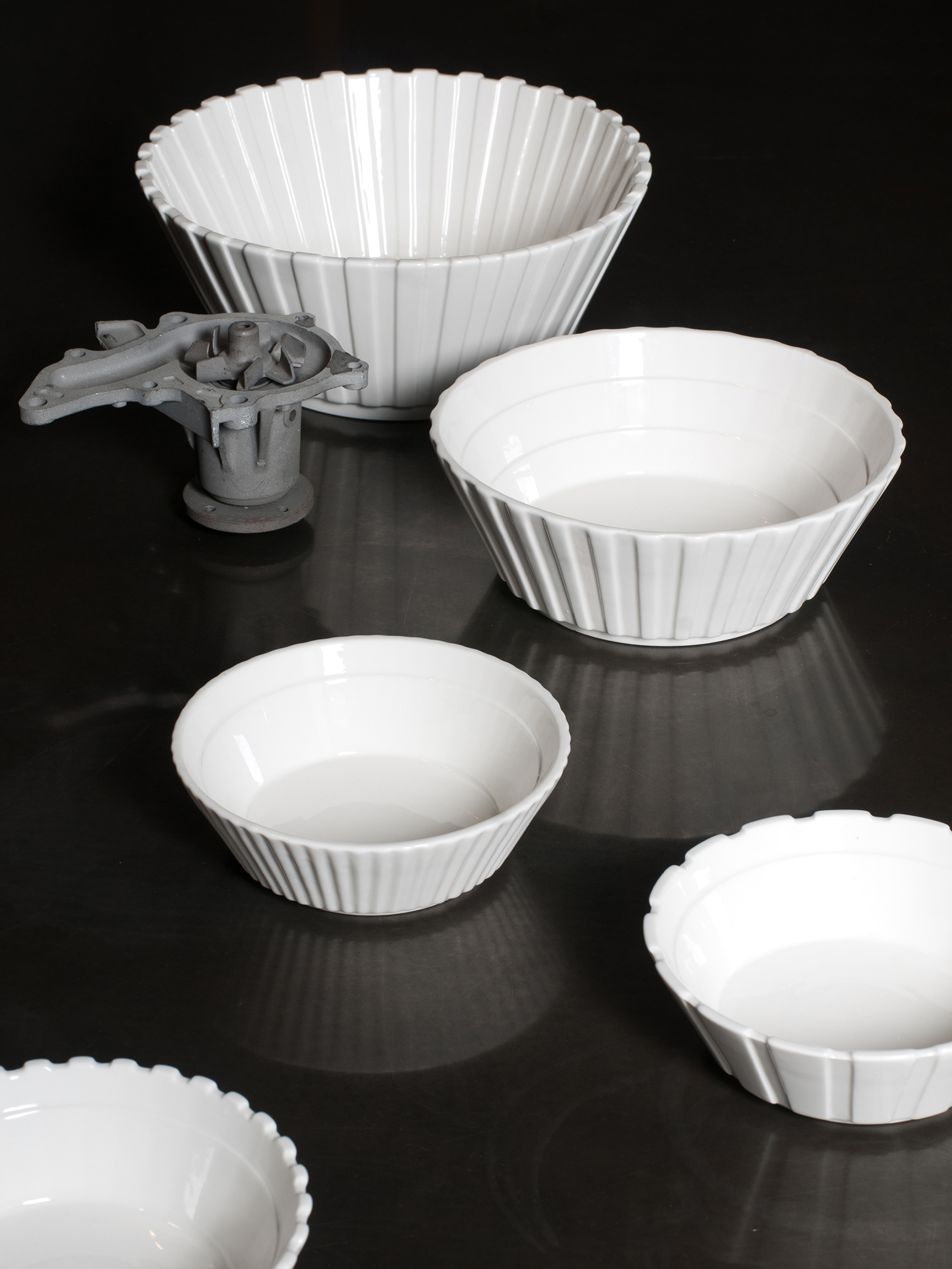 Diesel - 10982 MACHINE COLLEC, Unisex's Porcelain fruit bowl, ø cm 16,3 / 6.4" in White - 4