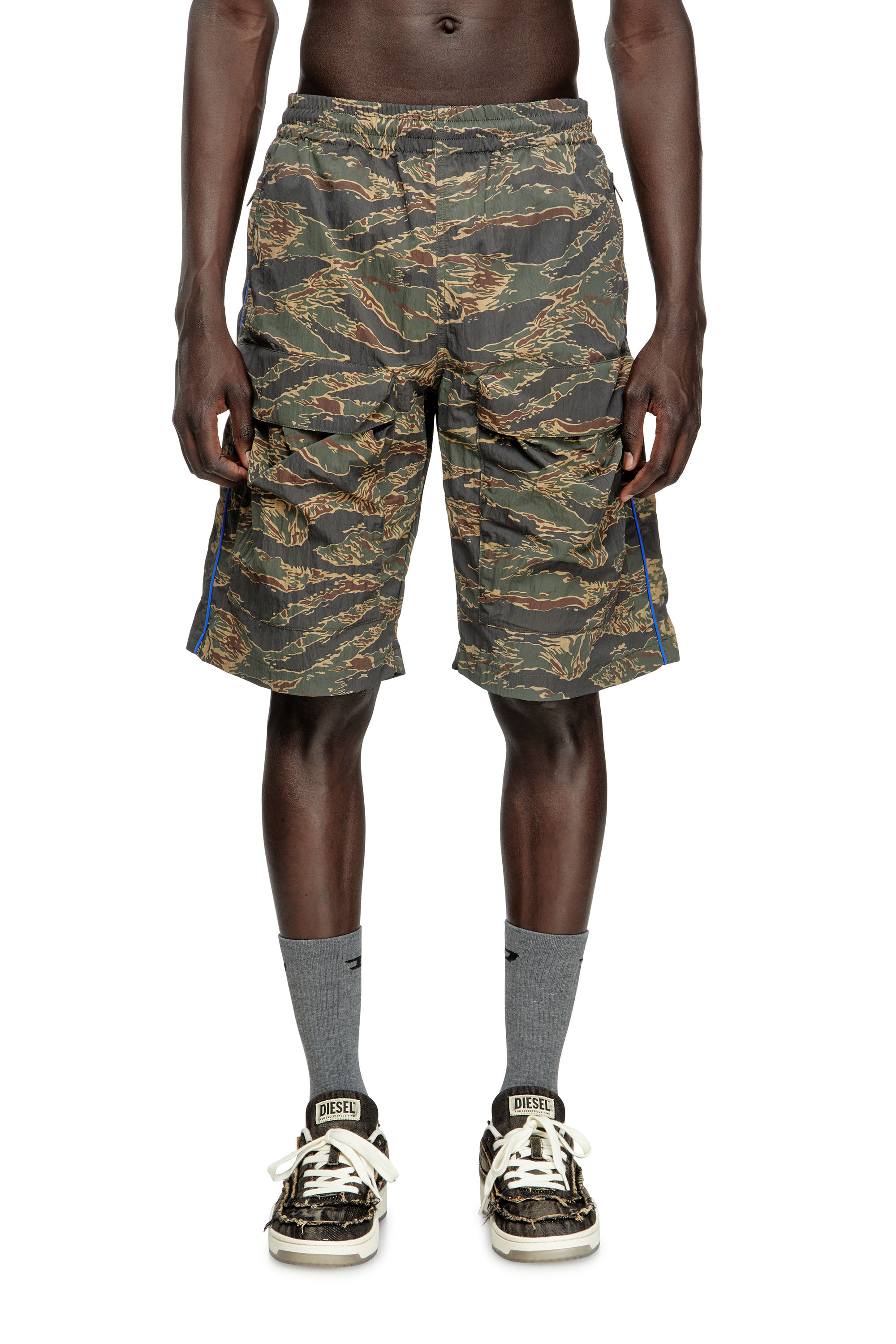 Diesel - P-RAMOS-SHORT-EPBW, Man's Cargo shorts with mixed camo prints in Military Green - 3