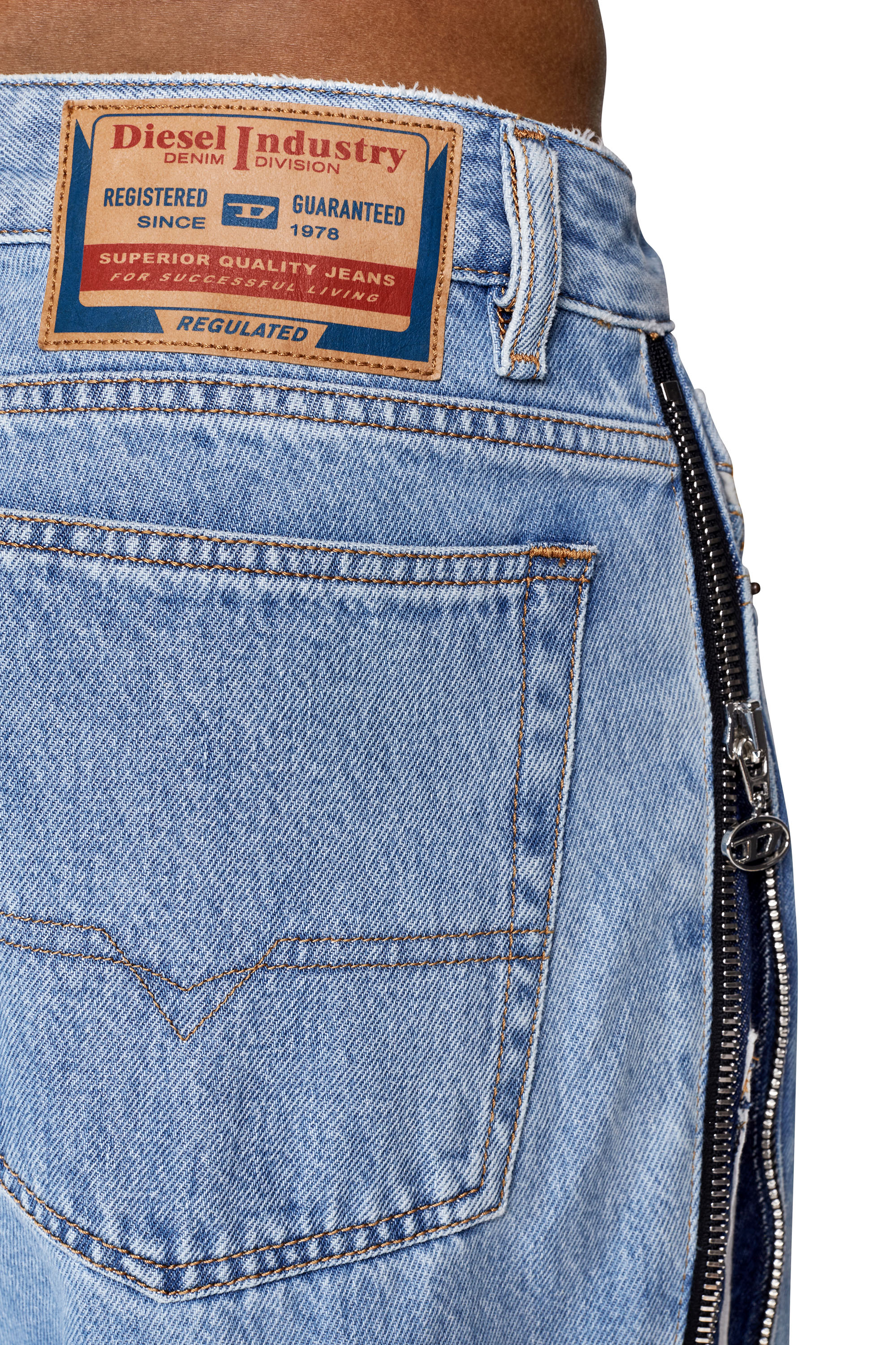 Diesel - 1955 D-Rekiv 09D17 Straight Jeans, Light Blue - Image 3