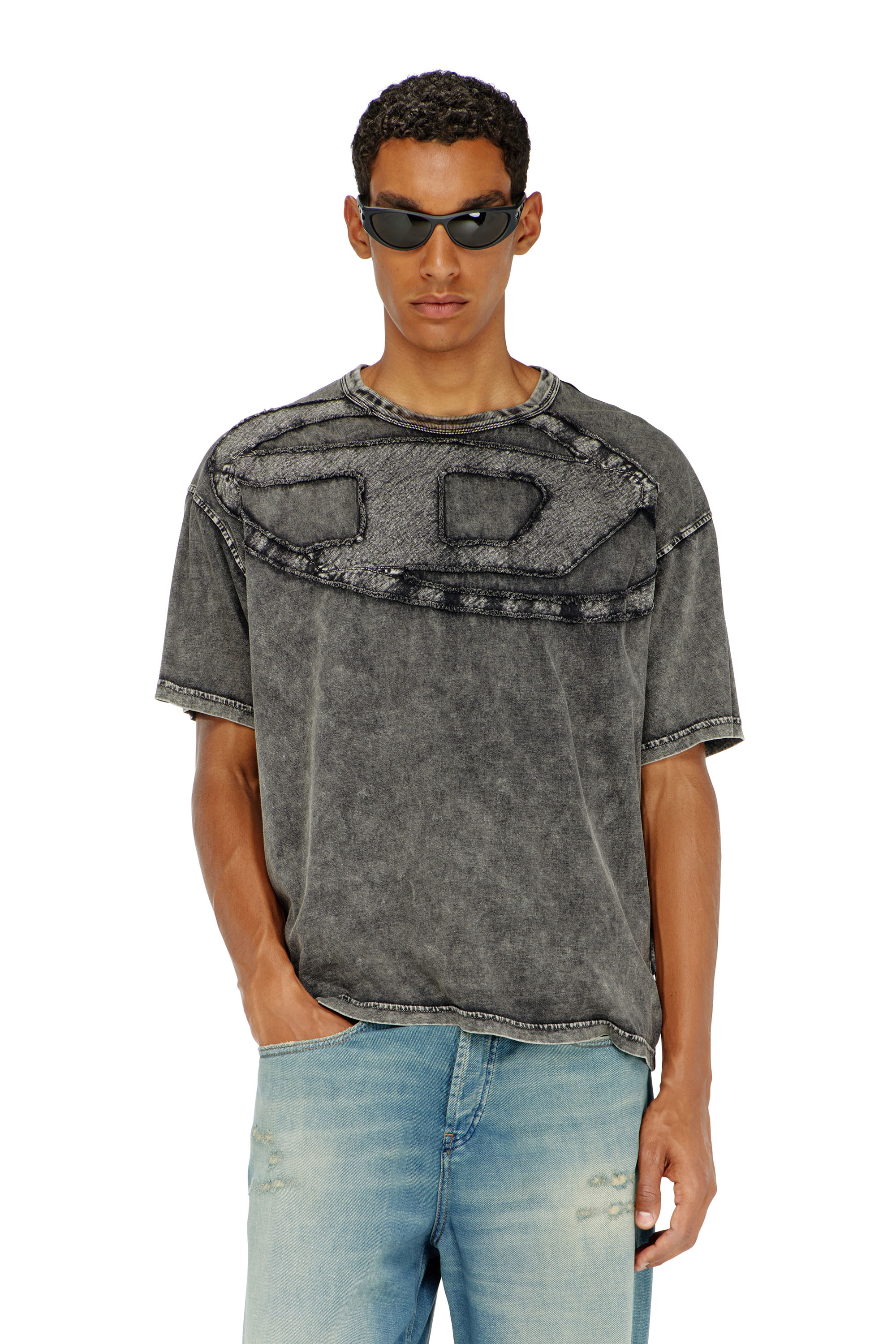 Diesel - T-BOXT-DEN, Man's Relaxed cotton T-shirt with Oval D applique in Black - 3