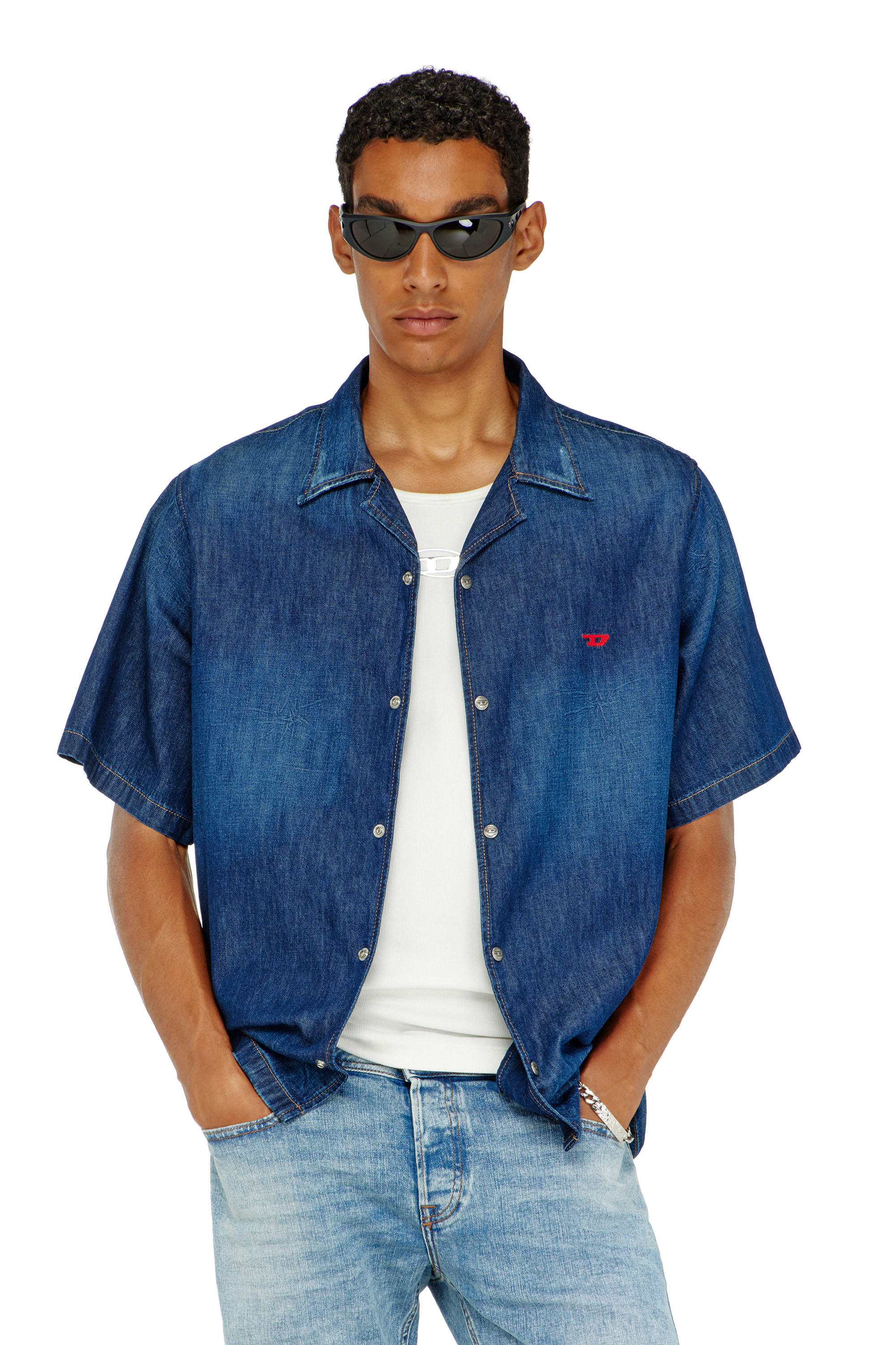 Diesel - D-NABIL-D, Man's Denim short-sleeve shirt in Medium blue - 3