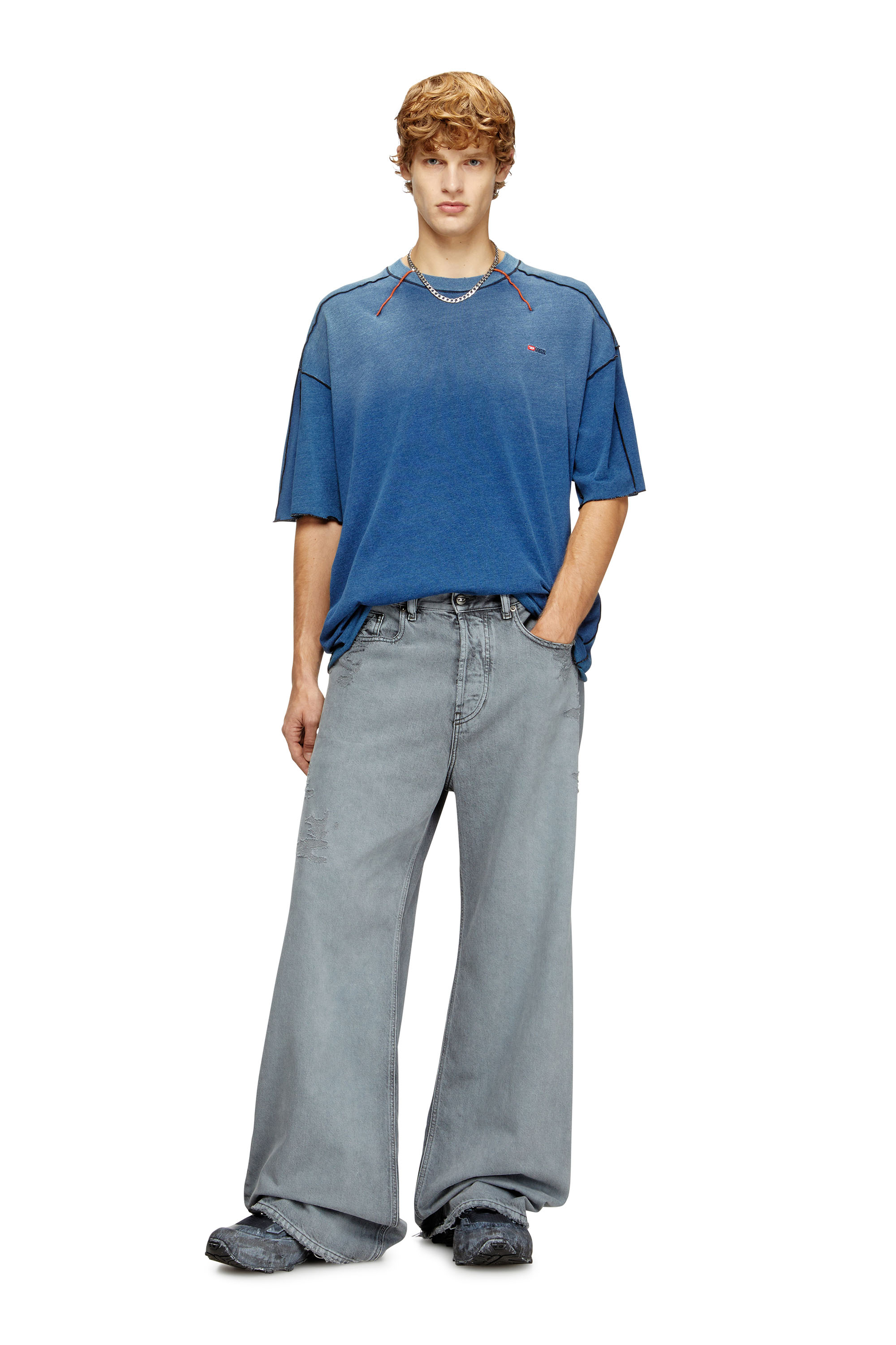 Diesel - T-CRAOXT, Man's Cotton T-shirt with contrasting overlock stitching in Blue - 2