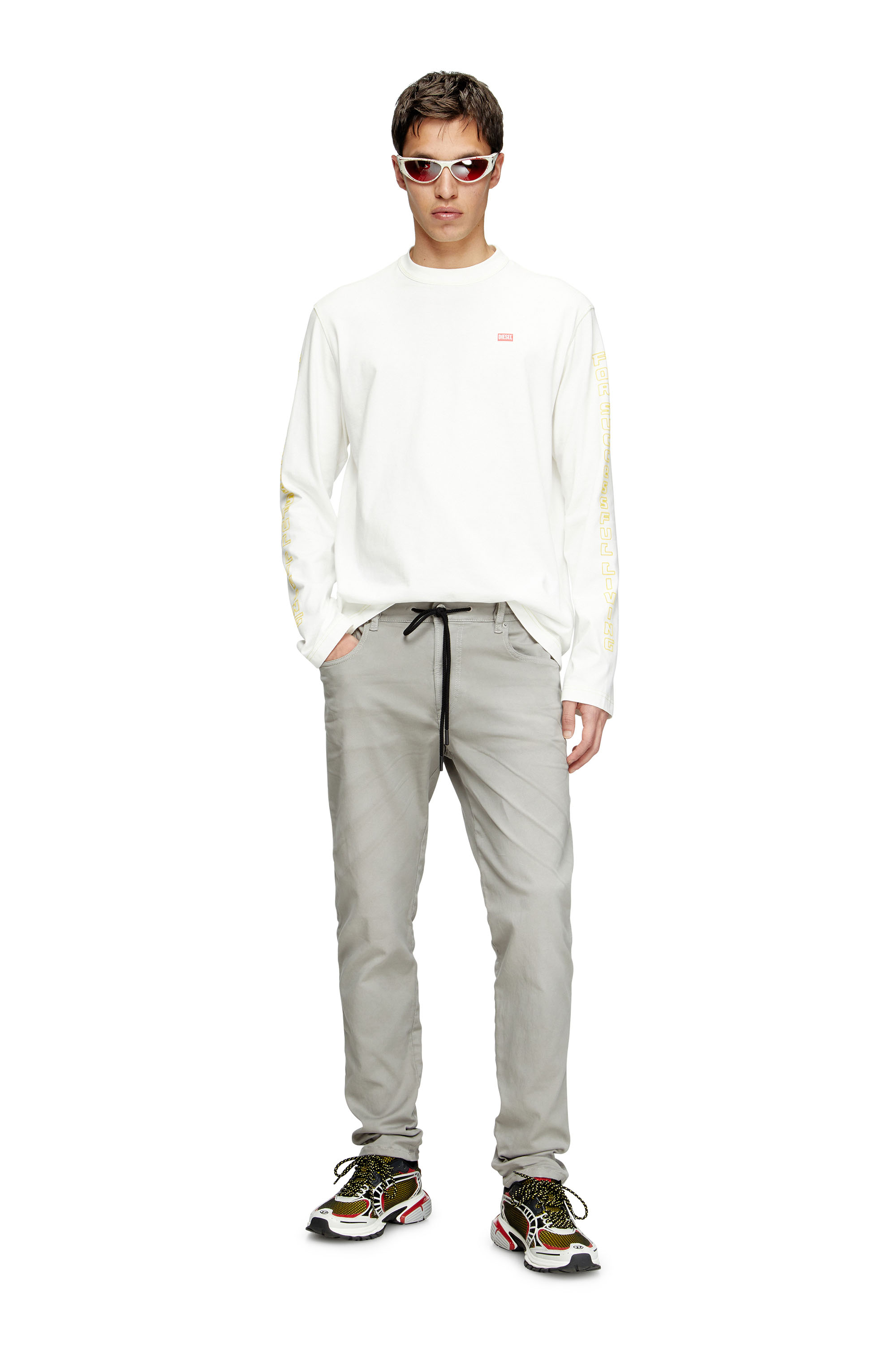 Slim 2062 D-Strukt Joggjeans&reg; 0670M