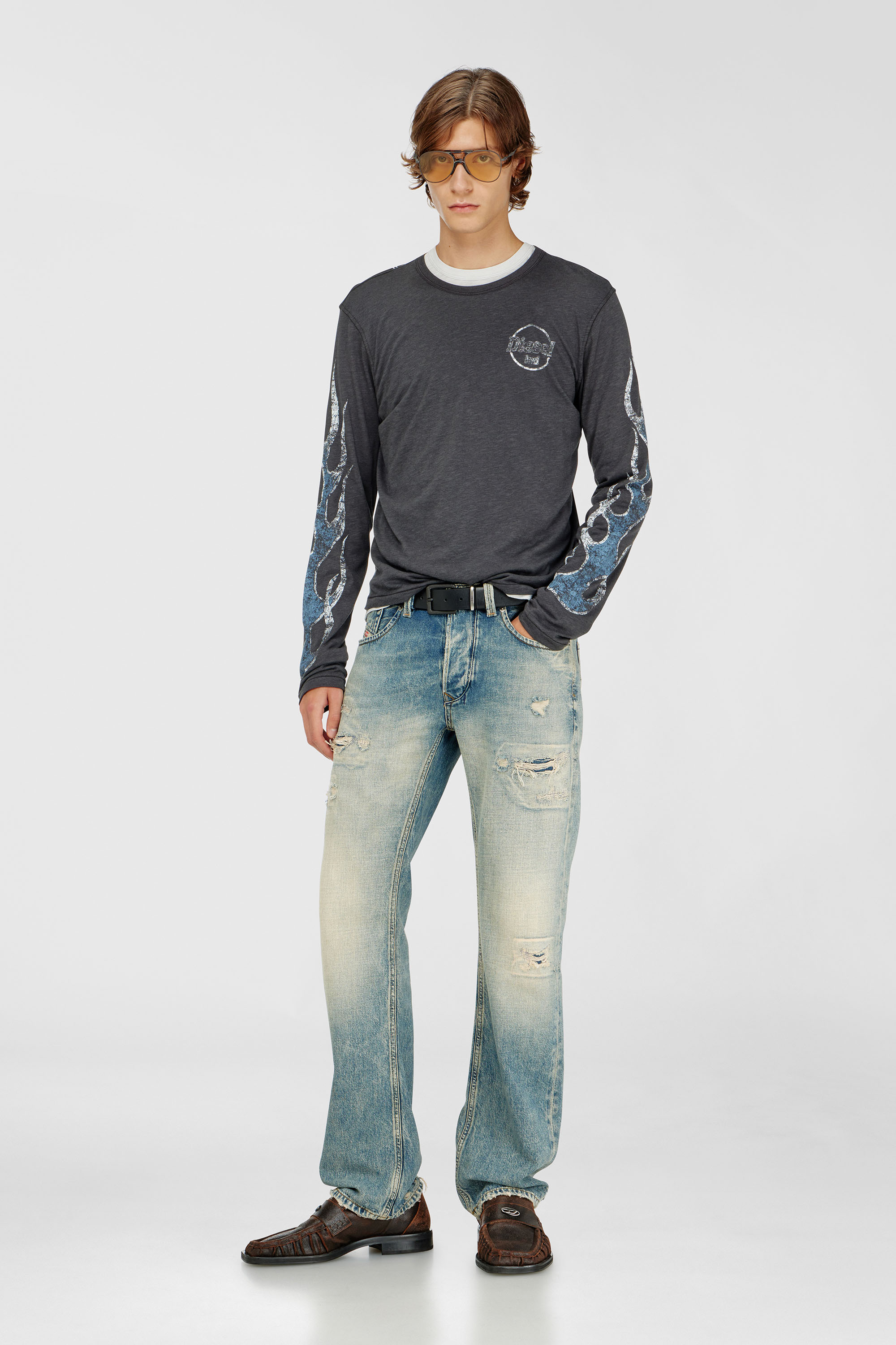Diesel - T-NOTS-LS, Man's Long-sleeve T-shirt in slub jersey with crack print in Dark grey - 2