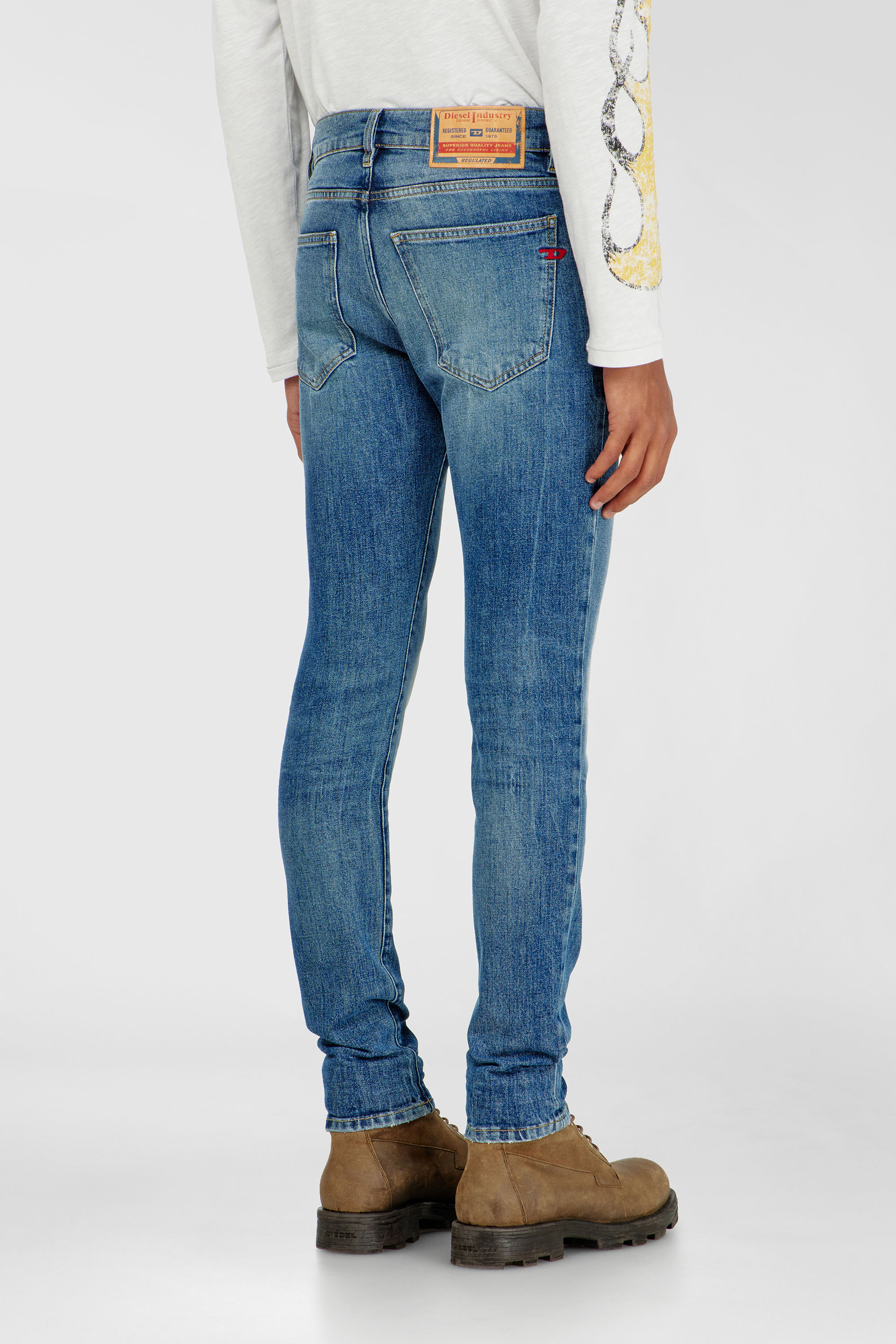 Diesel - Man's Slim Jeans 2019 D-Strukt 0KICR, Medium blue - 5