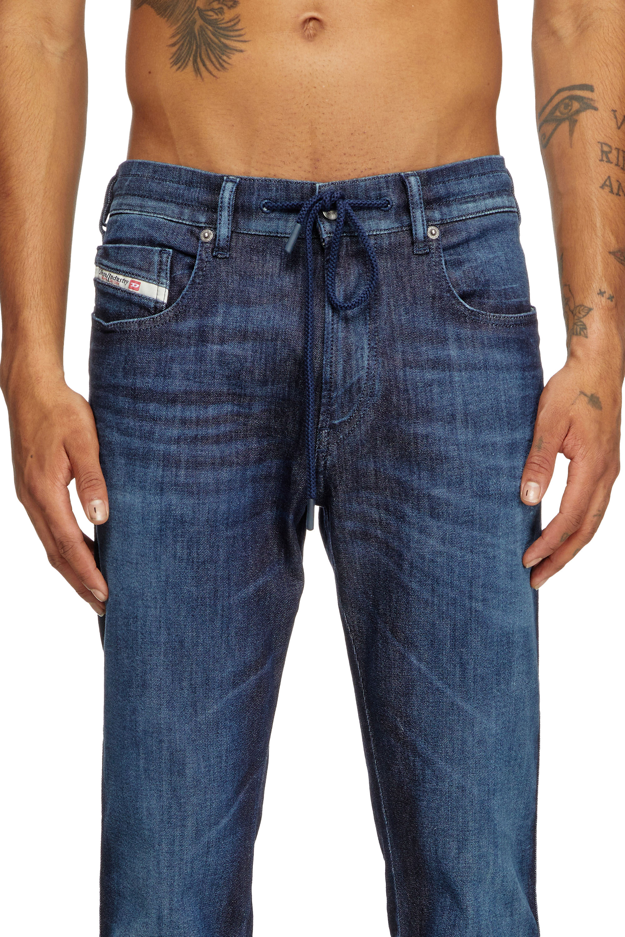 Diesel - Man's Slim 2062 D-Strukt Joggjeans® 09L11, Dark Blue - 5